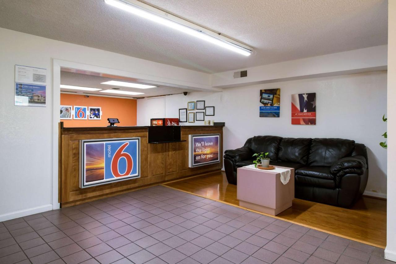 Motel 6-Holyoke, Ma Вестфілд Екстер'єр фото